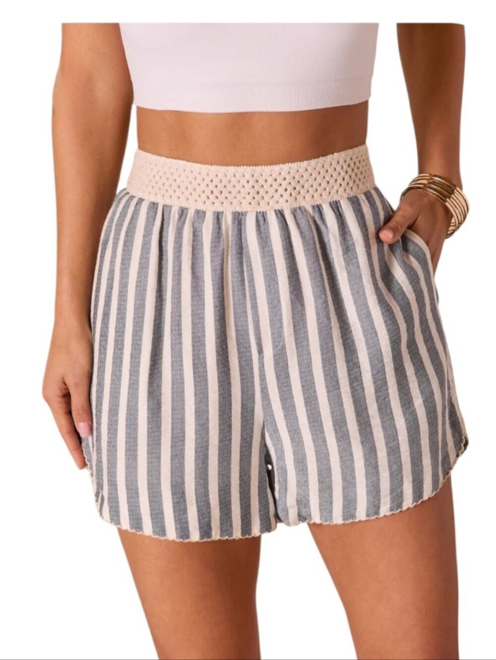 Dress Forum Beachbound Bliss Light Black Ivory Stripe Shorts M